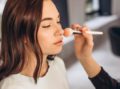 Makeup Techniques: The Strobing Technique